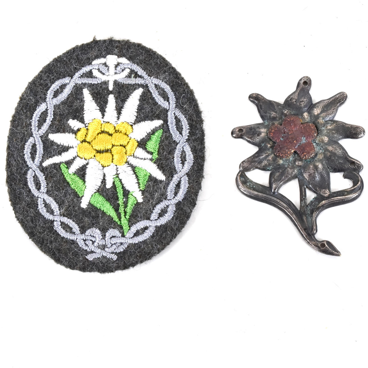 BADGES, 2 pieces, Germany, WK2.