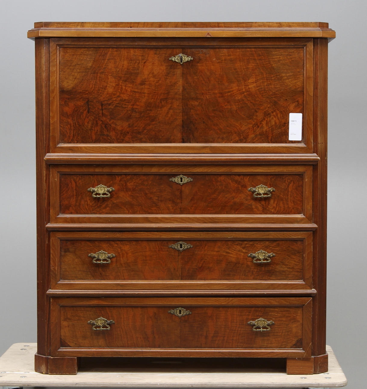 CHIFFONJE, valnöt, 1800 tal.