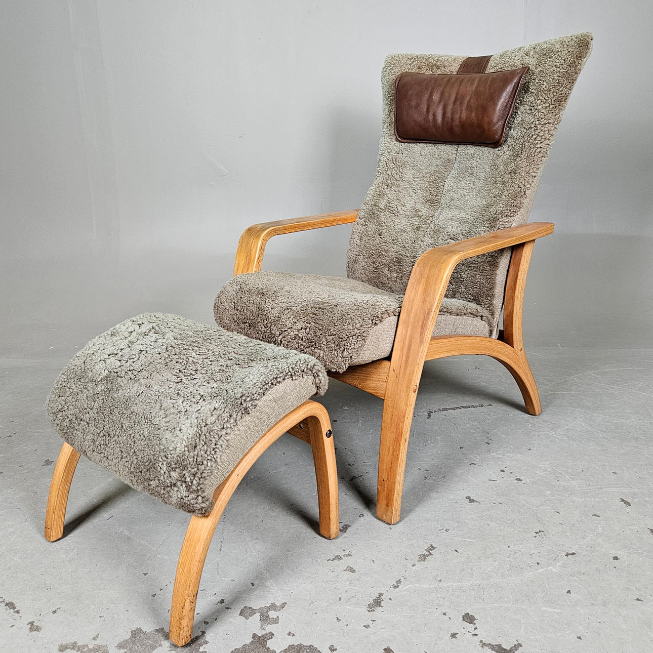 Armchair with footstool, “Delta Harmony”, Brunstad.