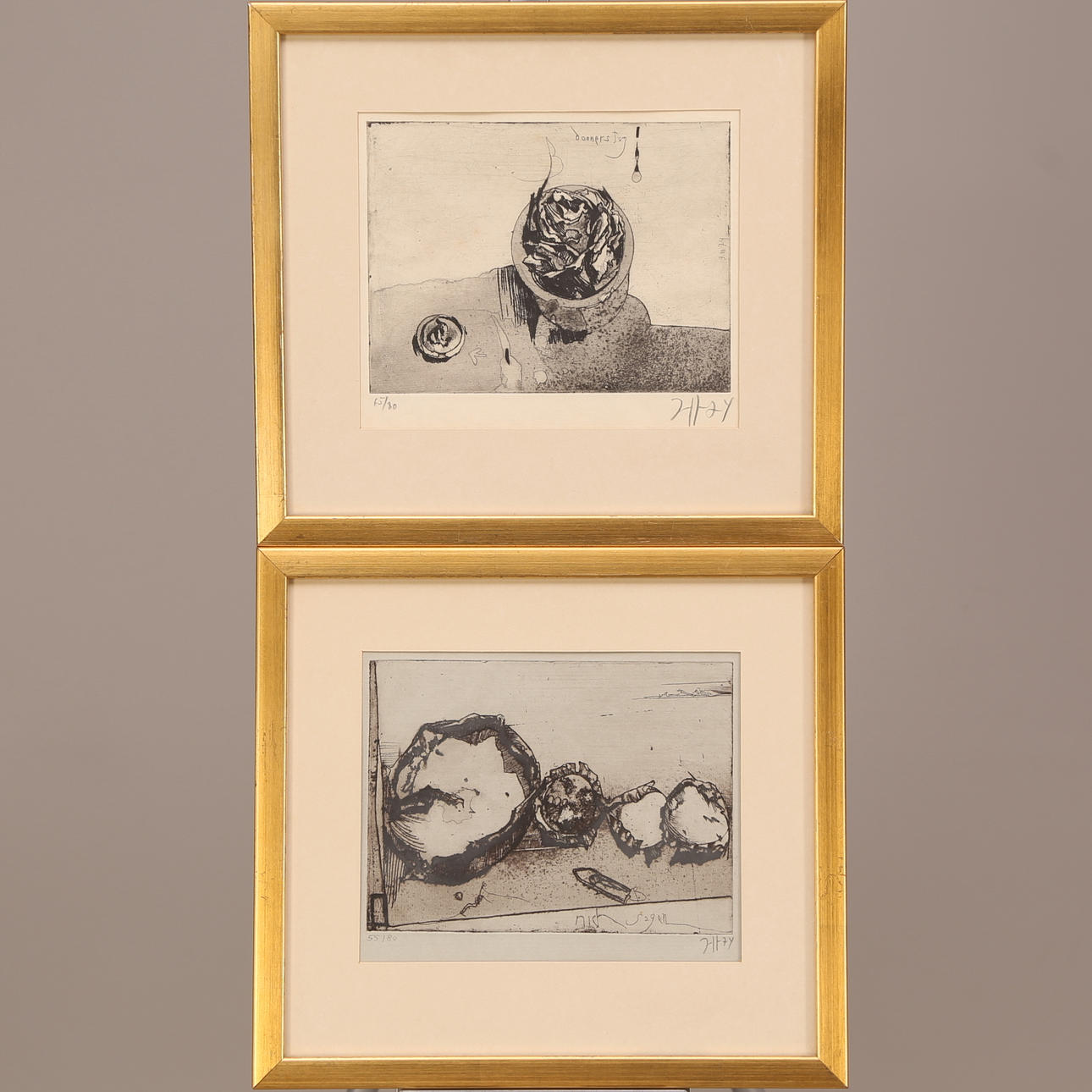 OIDENTIFIERAD KONSTNÄR. Tavlor, 2 st, litografier 65/80 och 55/80, signerade, 1900-tal.