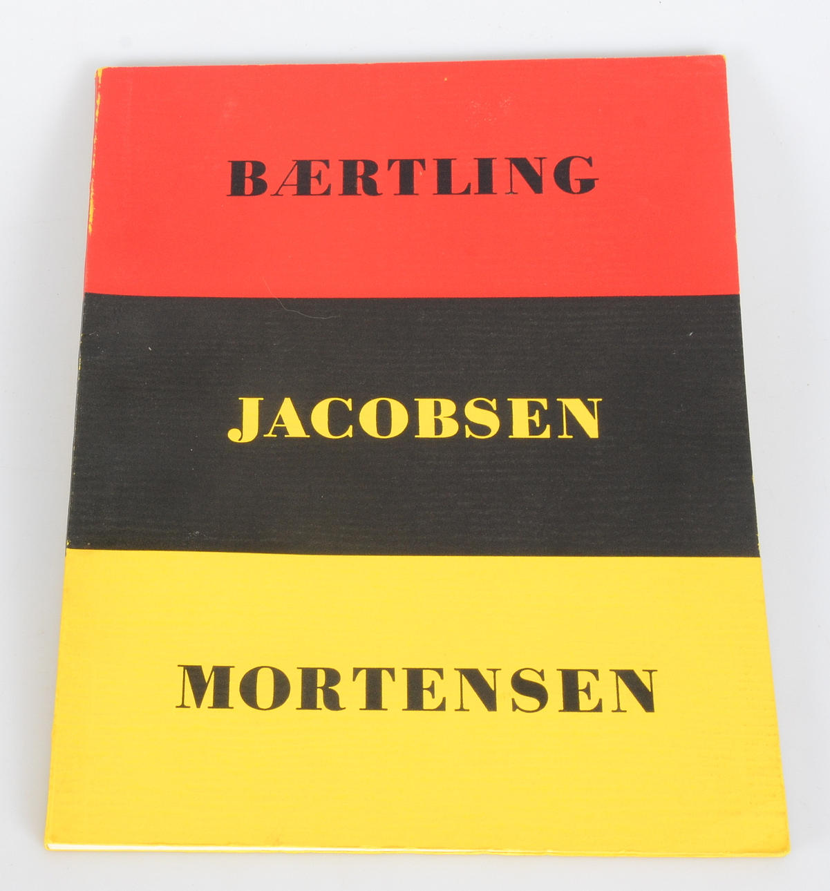 BOK, "Konkret Realism, Baertling, Jacobsen, Mortensen", Åke Nyblom & Co Boktryckeri AB, Stockholm. 1956.