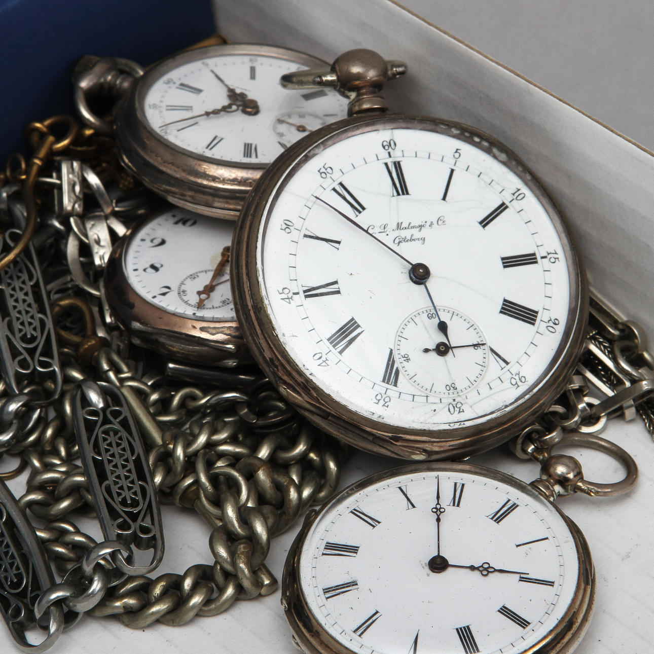 FICKUR, 4 st, Bl a 1 st Malmsjö, Göteborg.