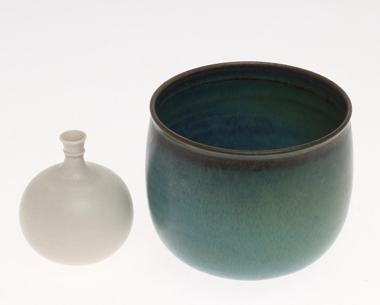 SKÅL samt VAS, stengods, Stig Lindberg, Gustavsberg.