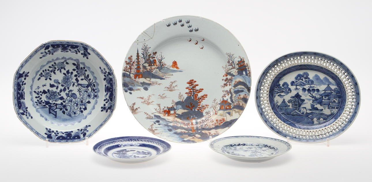 PARTI TALLRIKAR, 8 st, Kina 17/1800-tal.