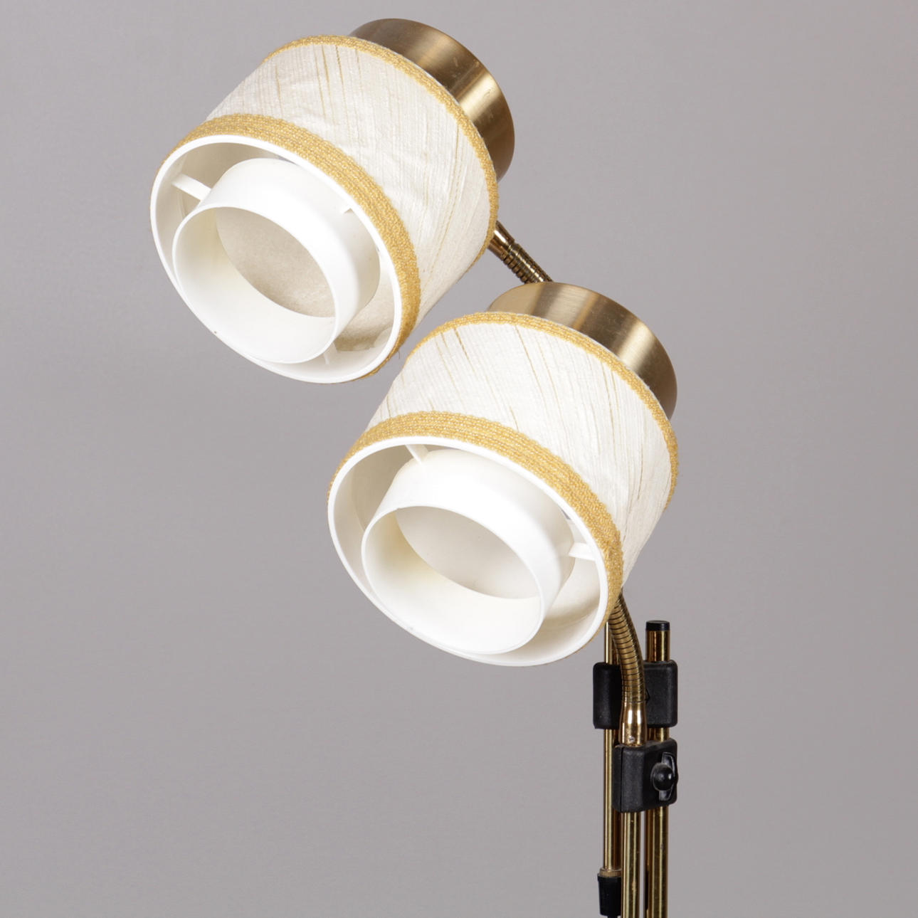 GOLVLAMPA, metall, höj och sänkbar, Elidus, 1900-talets mitt.