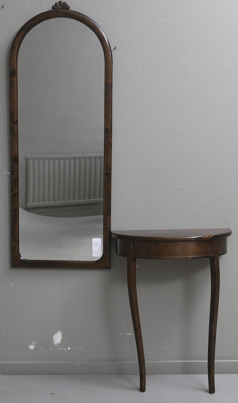 SPEGEL med TRYMÅ, 1900-talets första hälft.