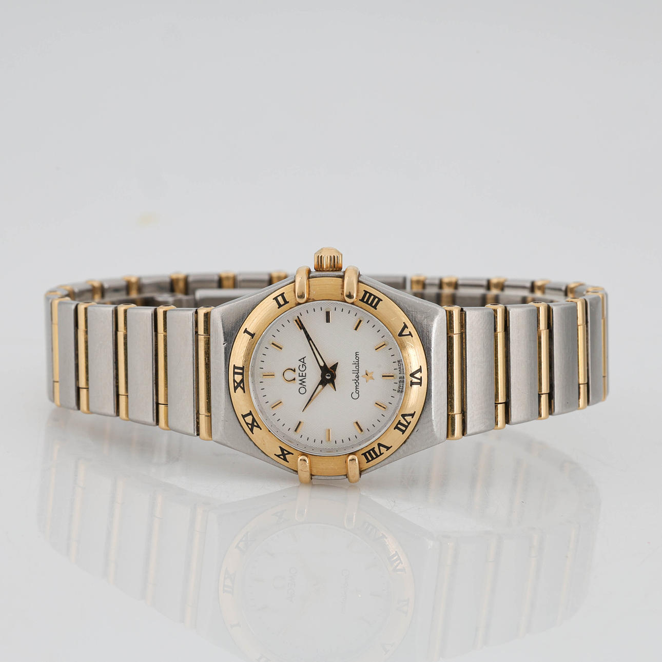 OMEGA CONSTELLATION, Armbandsur, guld + stål, quartz, 1990-tal.