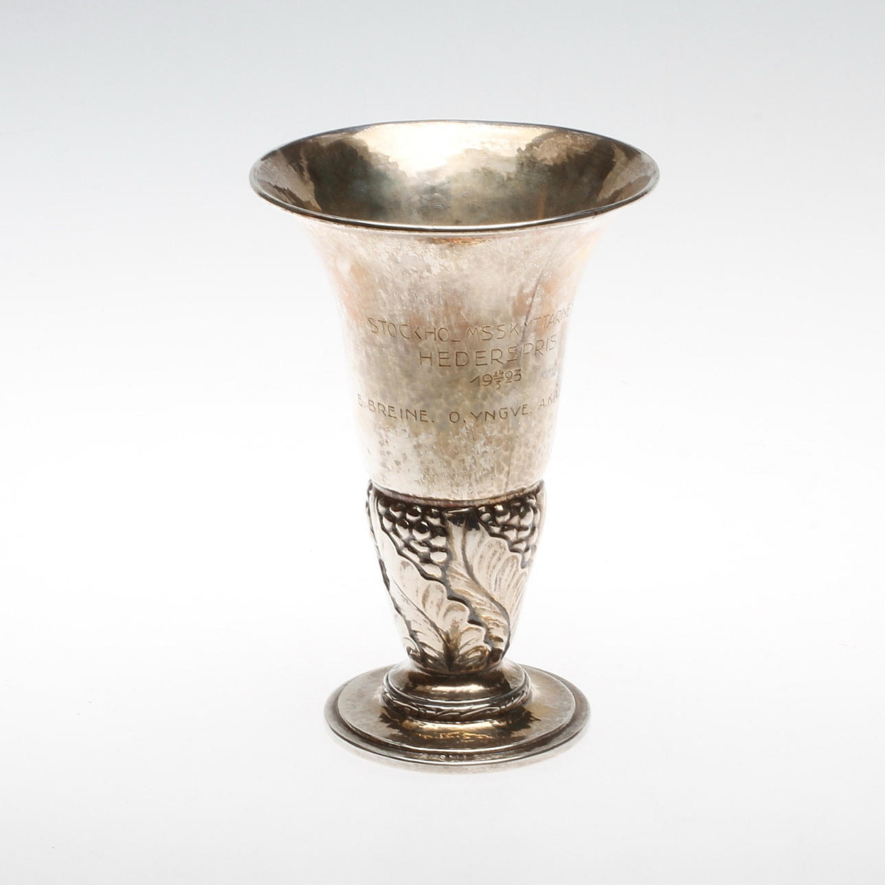 VAS, silver, OB Sjögren, Stockholm 1922, vikt ca. 221,8 gram.