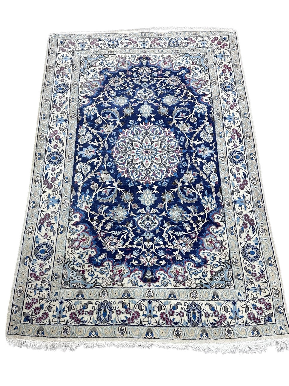 A CARPET, hand-knotted, Nain, 200x125 cm.