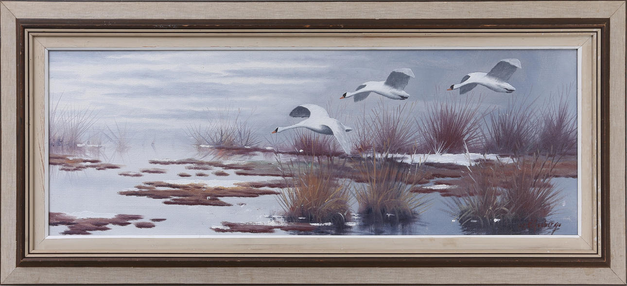 OIDENTIFIERAD KONSTNÄR. SVANARNAS FLYKT, olja på duk, signerad, 1900-talets senare hälft.