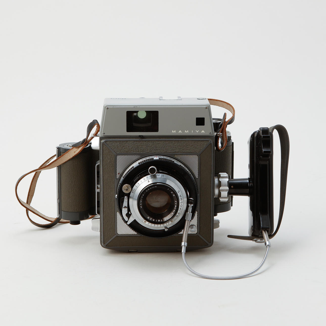 CAMERA, Mamiya, Japan, Roll film adapter.