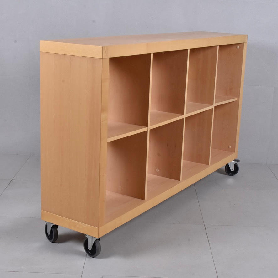 Hylla "Kallax" IKEA, samtida.