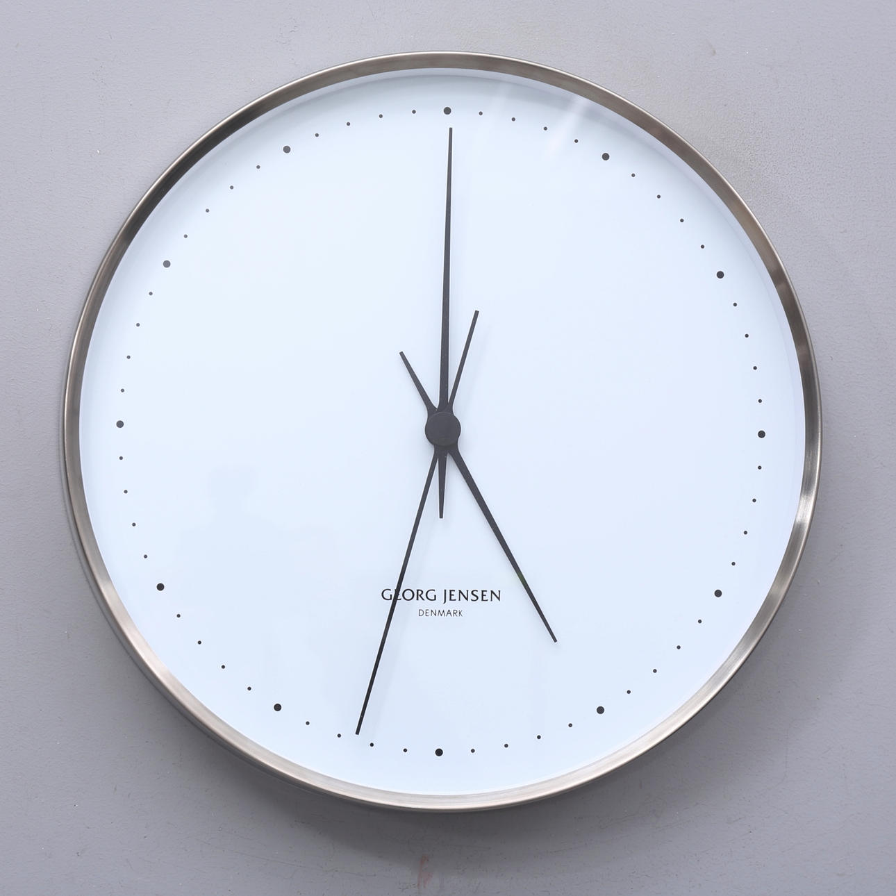 HENNING KOPPEL. Väggur, metall, för Georg Jensen, samtida.