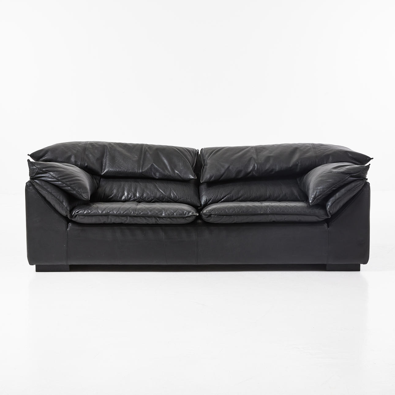 NIELS EILERSEN, soffa, "Monza", Danmark, svart skinn.