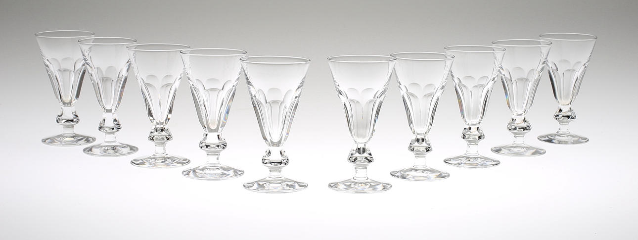 LIKÖRGLAS, 10 st, troligen Hovmantorp, 1900-talets mitt.