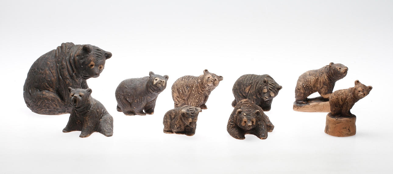FIGURINER, 9 st, keramik. Björnar. Tilgmans.