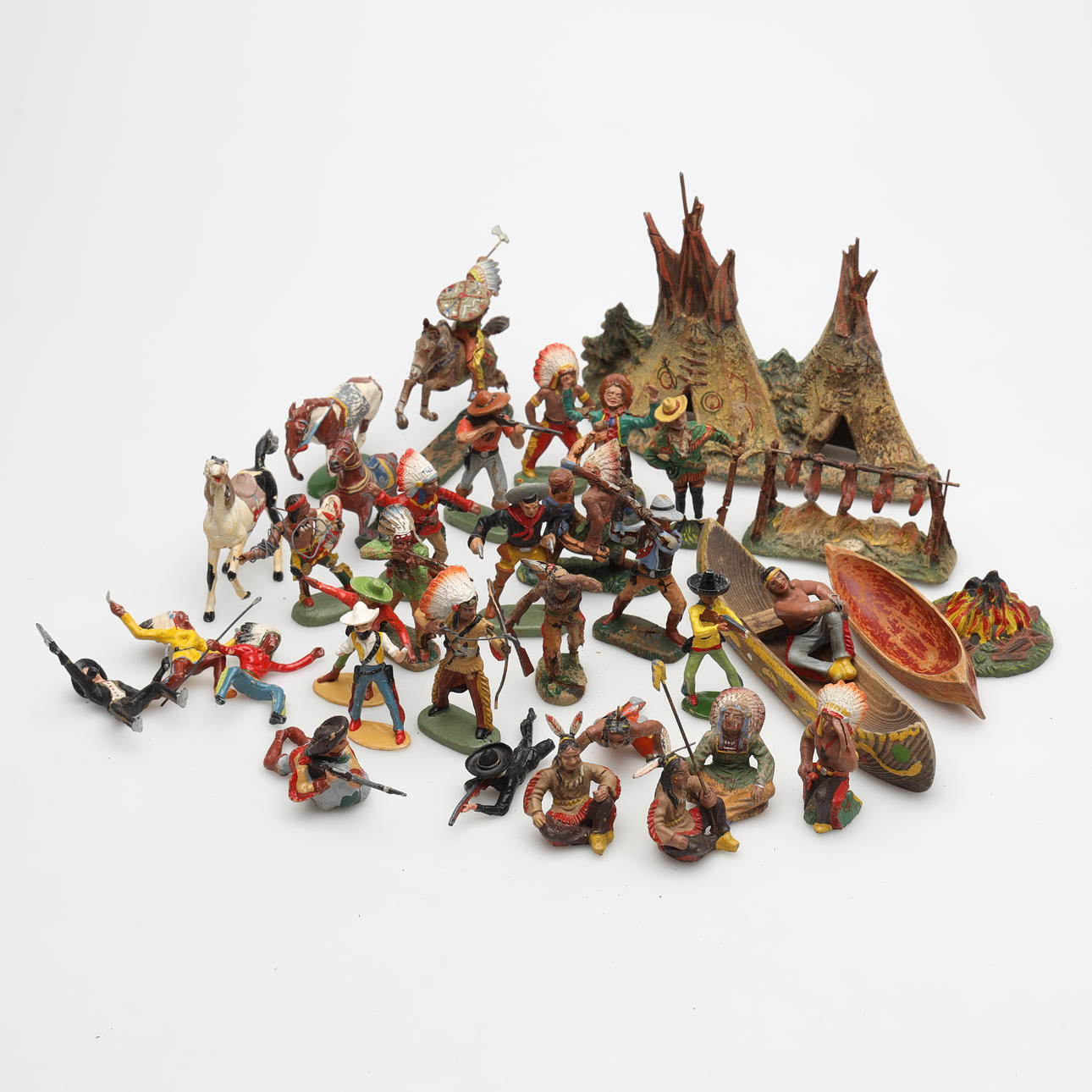 TOYS, 35 pieces, including Leyla.