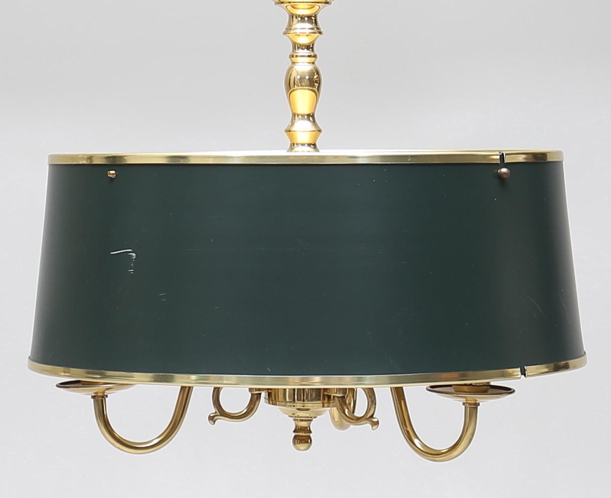 TAKLAMPA, engelsk stil, 1900-talets andra hälft.