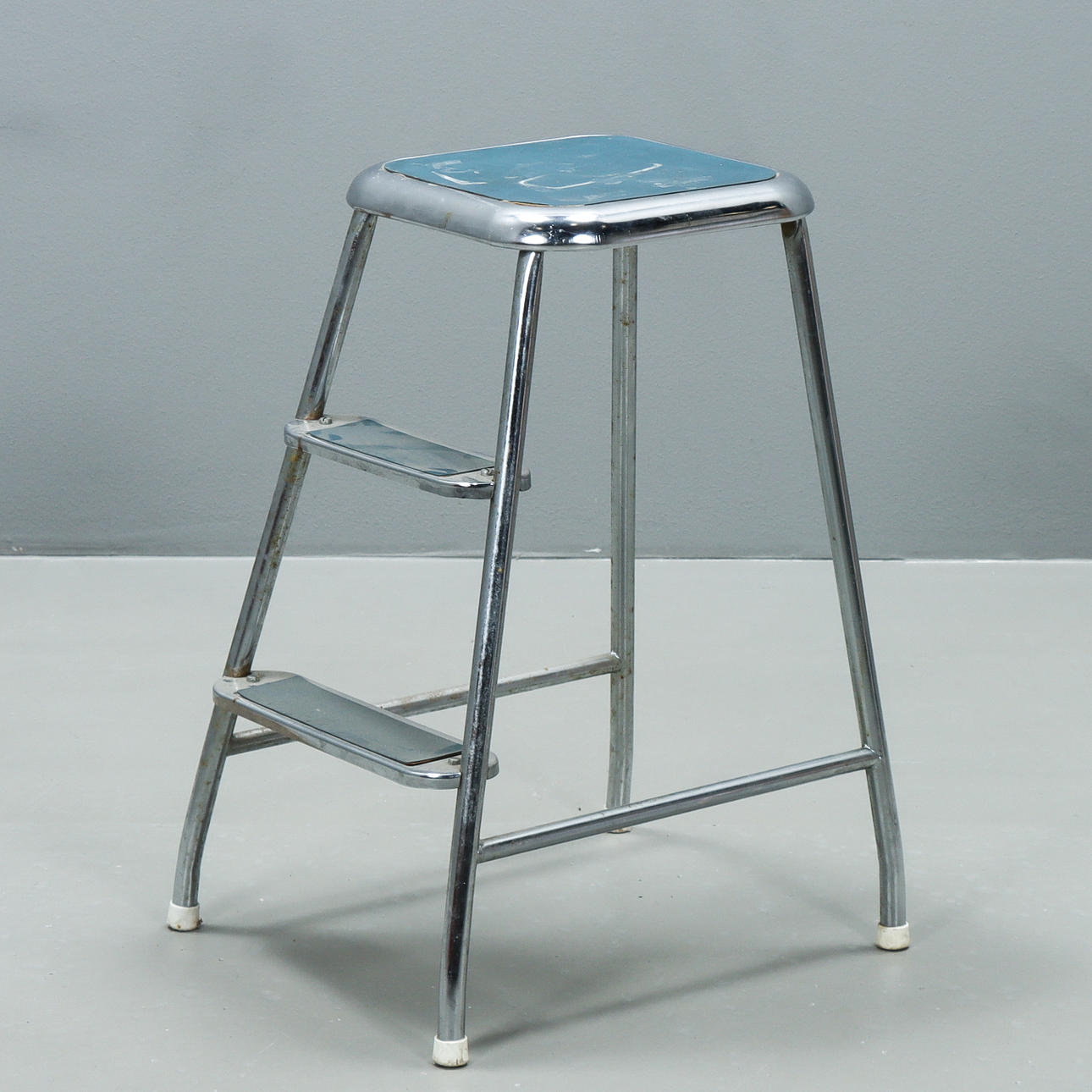A 1950s/60s AWAB stepladder.