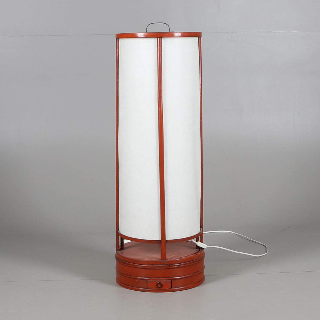 LYKTA, lackat trä/smide samt rispapper, Japan, 1900-tal.