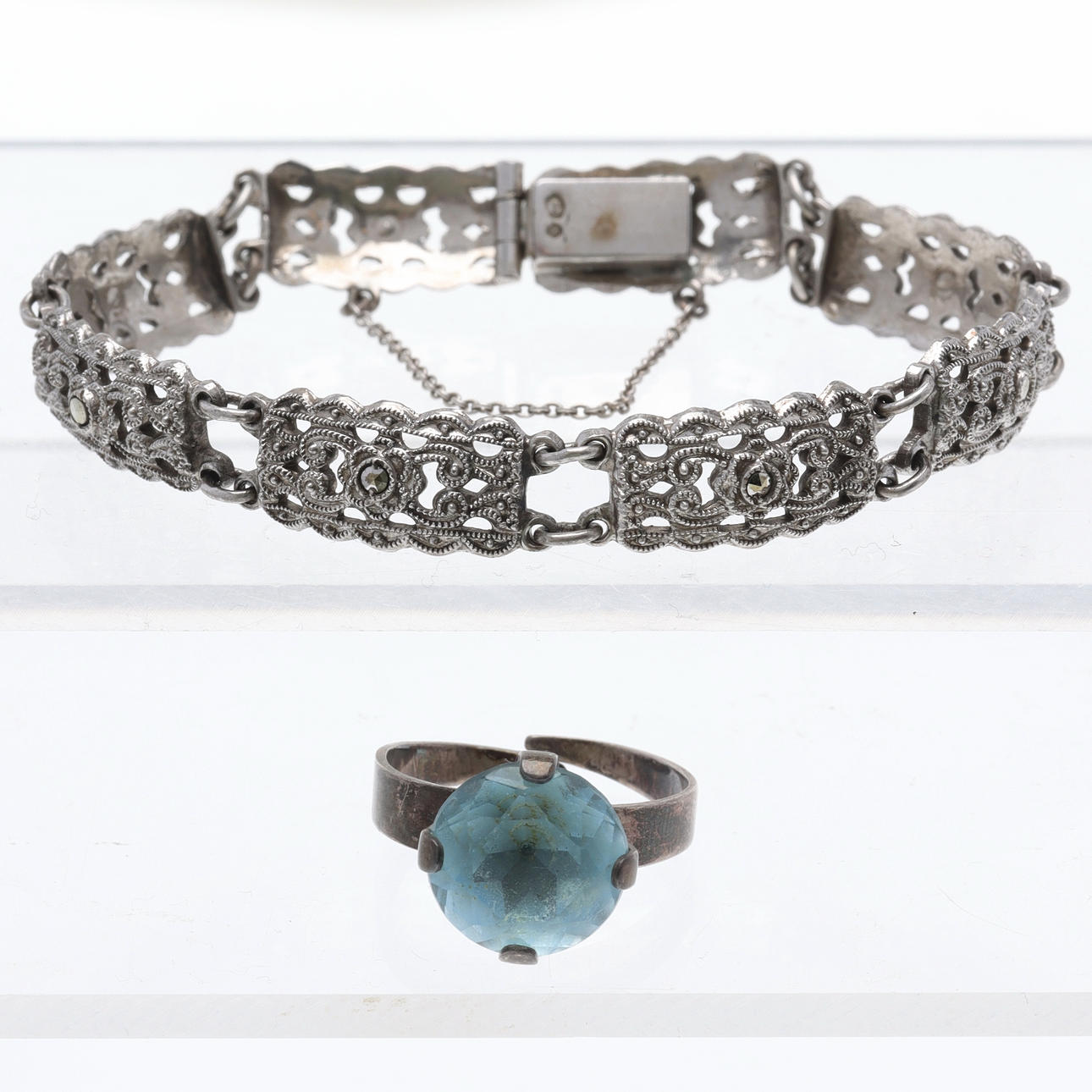 ARMBAND & RING, silver.