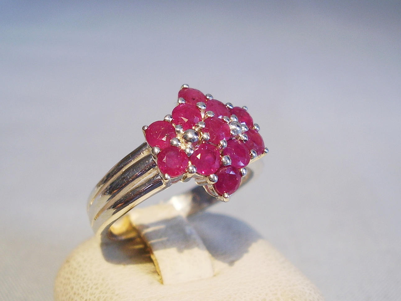 RUBINRING 1.65 ct. silver 925.