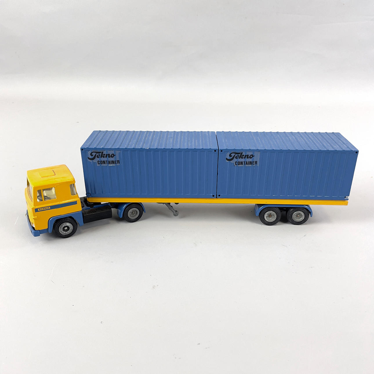ミニカー TEKNO NO432 VOLVO Lartbit Lostragn Truck Tekno Denmark Volvo Lastbil Truck N. 432 . Near mint