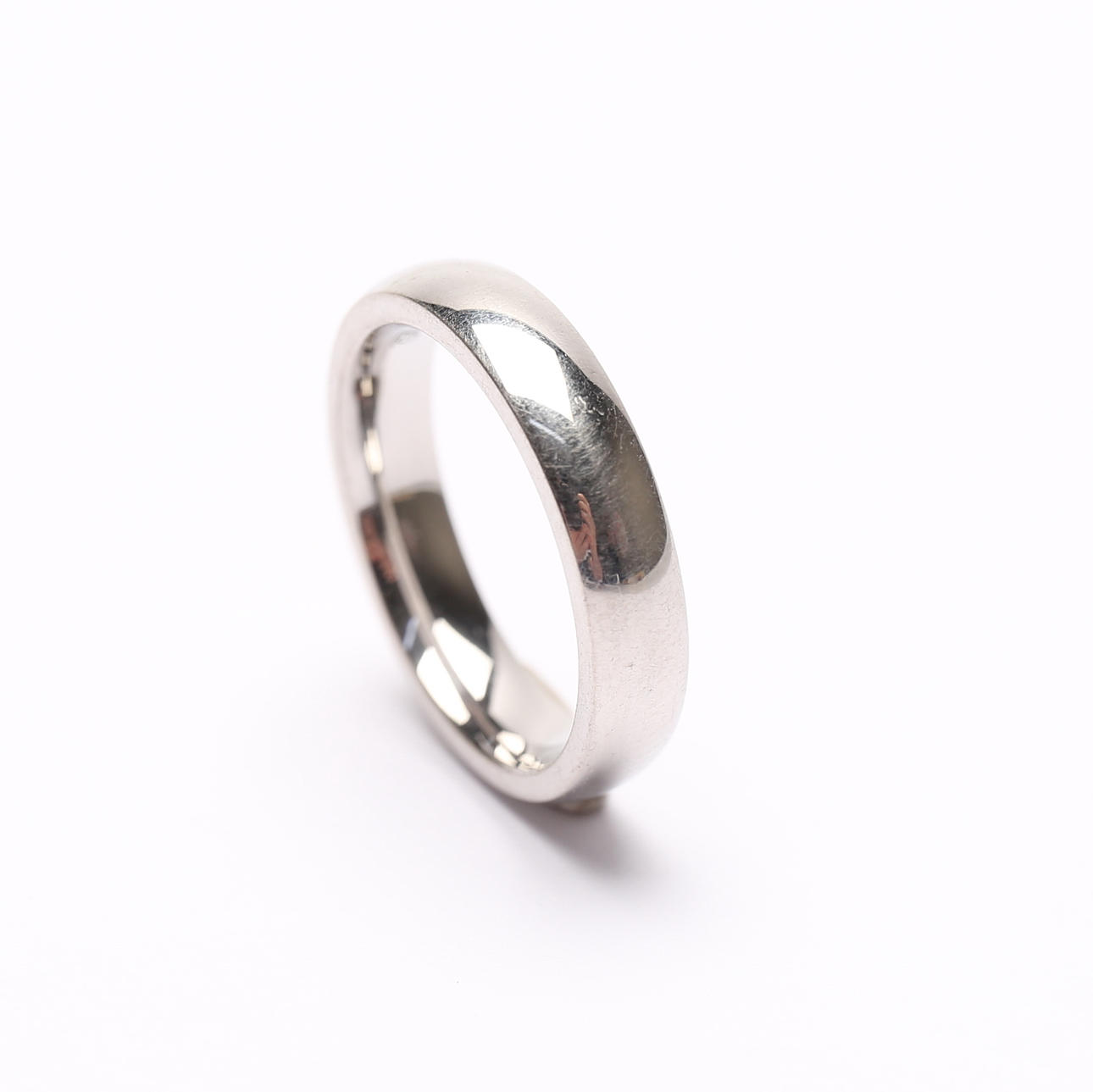 RING, Platin, Gewicht ca. 10,5 Gramm.