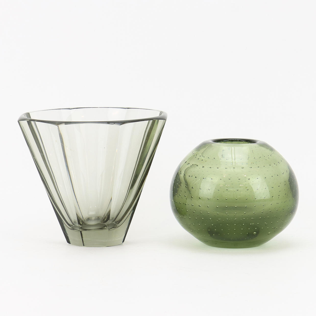 VASER 2 stycken, Eda Glasbruk.