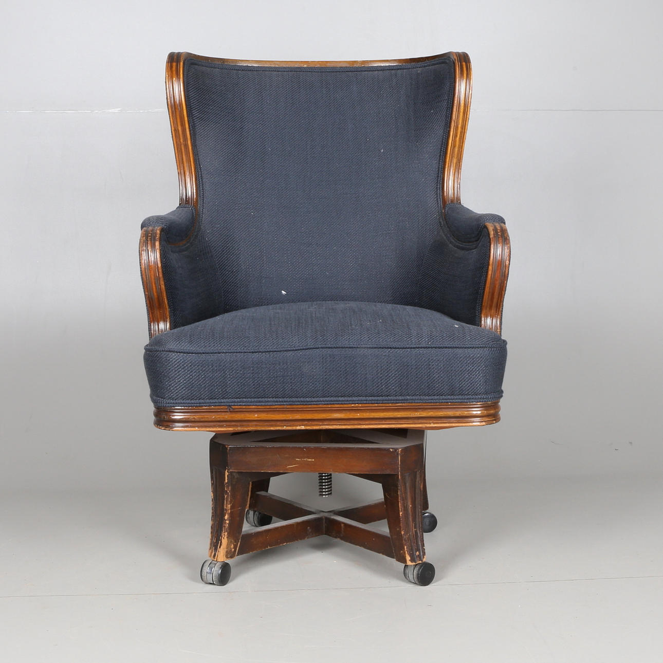 SKRIVBORDSSTOL, betsad björk, sekelskiftet 1900.