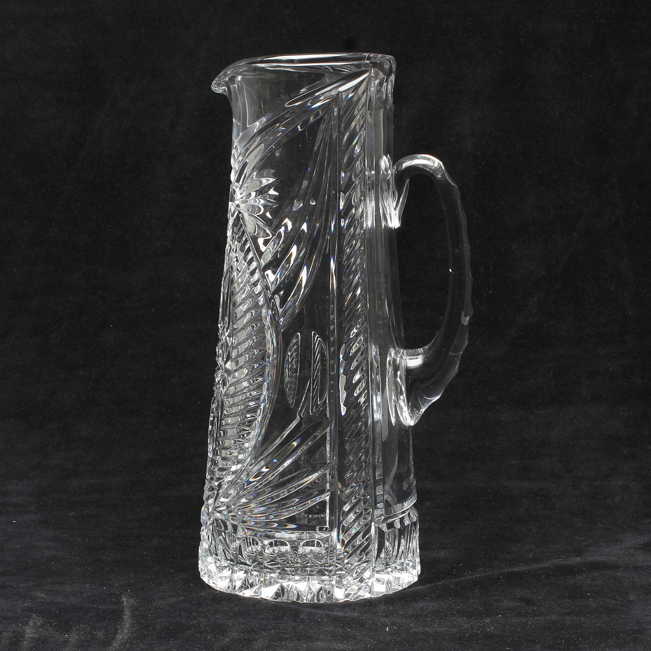 KANNA, glas, 1900-talets andra hälft.