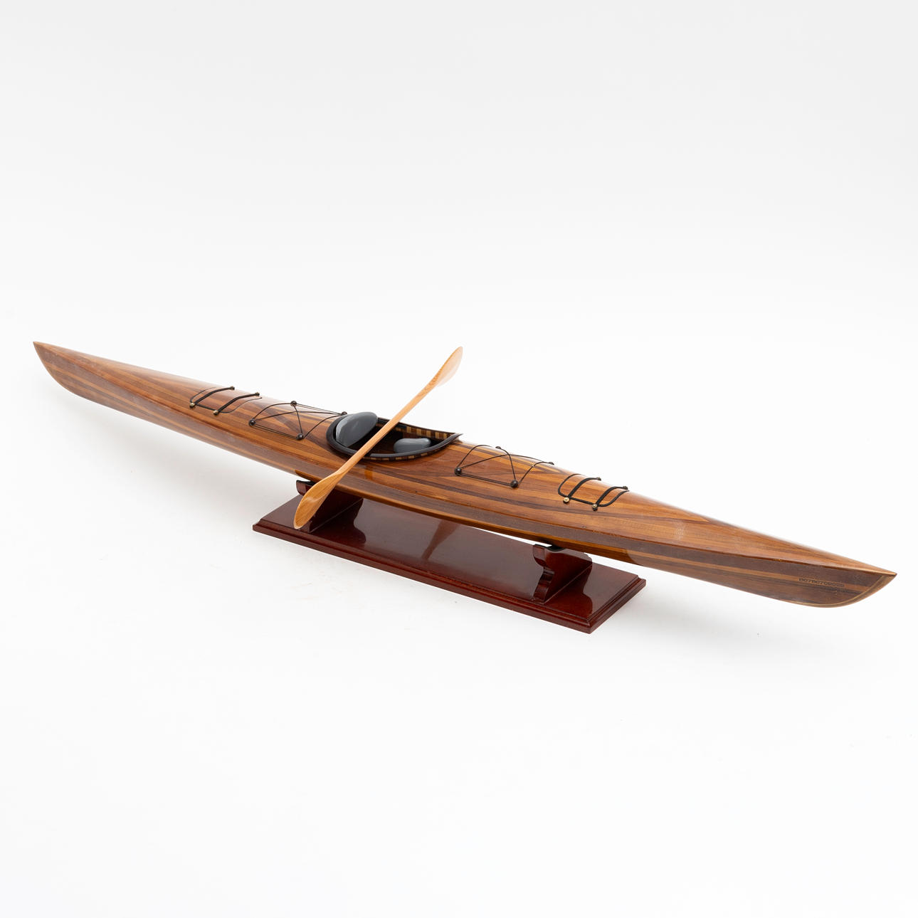 KAYAK DE MADERA, modelo.