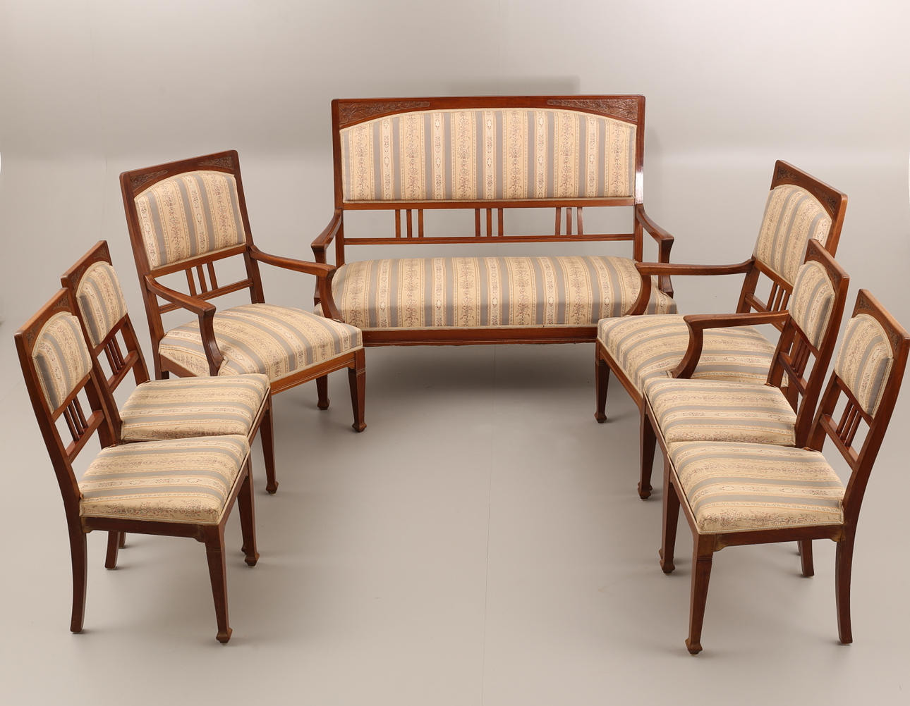 SOFFGRUPP, tidigt 1900-tal, Jugend, 7 delar.