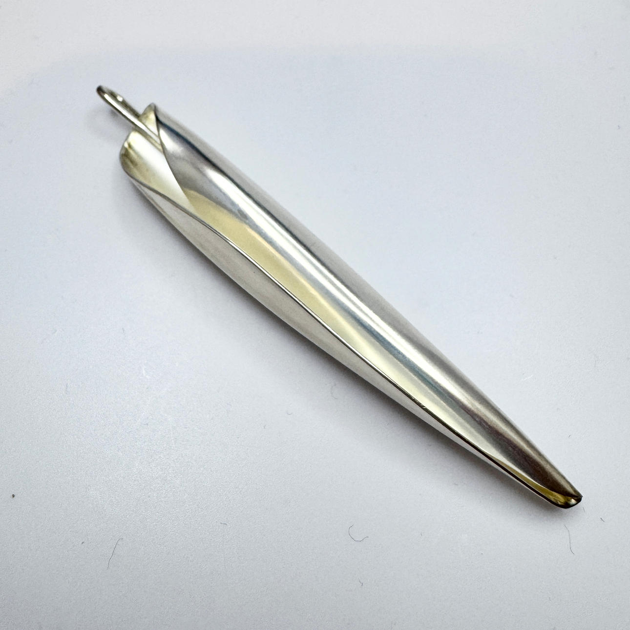 David Andersen, Norja. Riipus sterlinghopeaa.