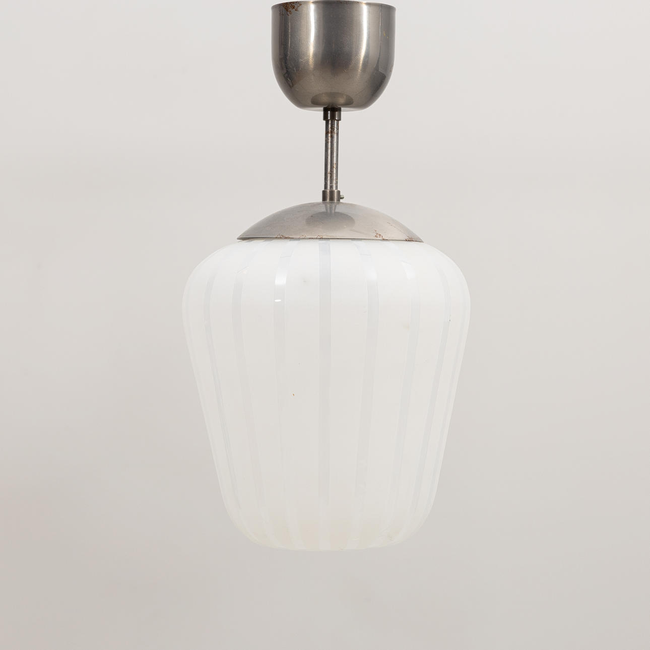 KATTOVALAISIN, 1900-luku.