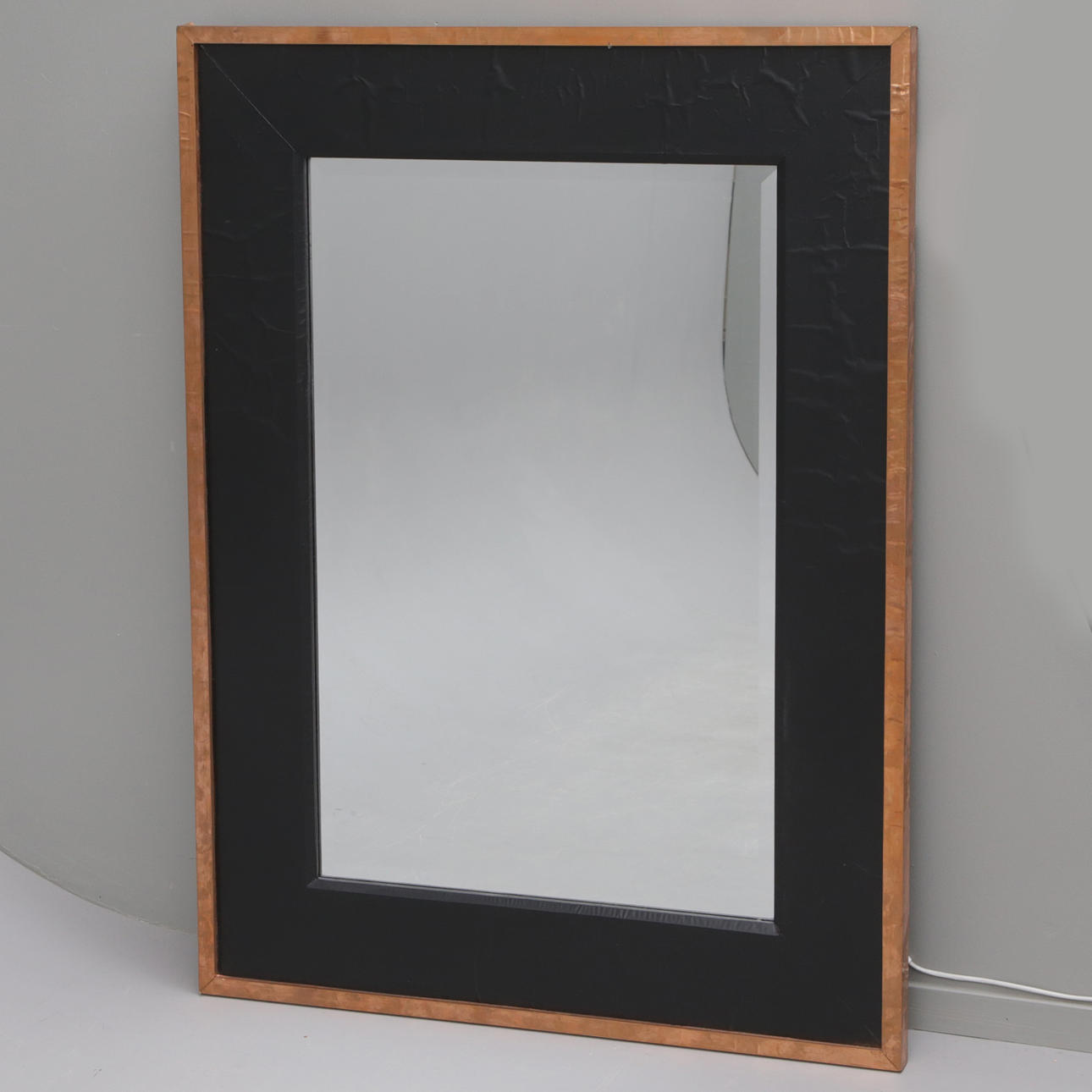 SPEGEL, med kopparram, modern.