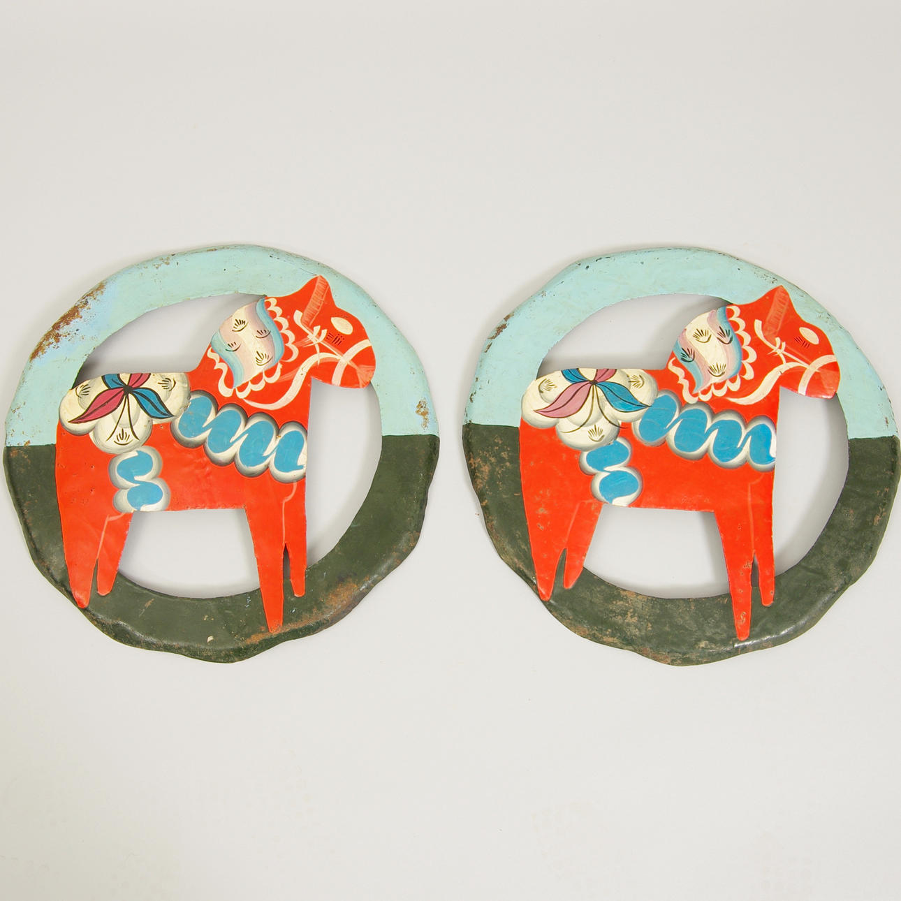 VÄGGPLÅTAR, 1 par, metall.