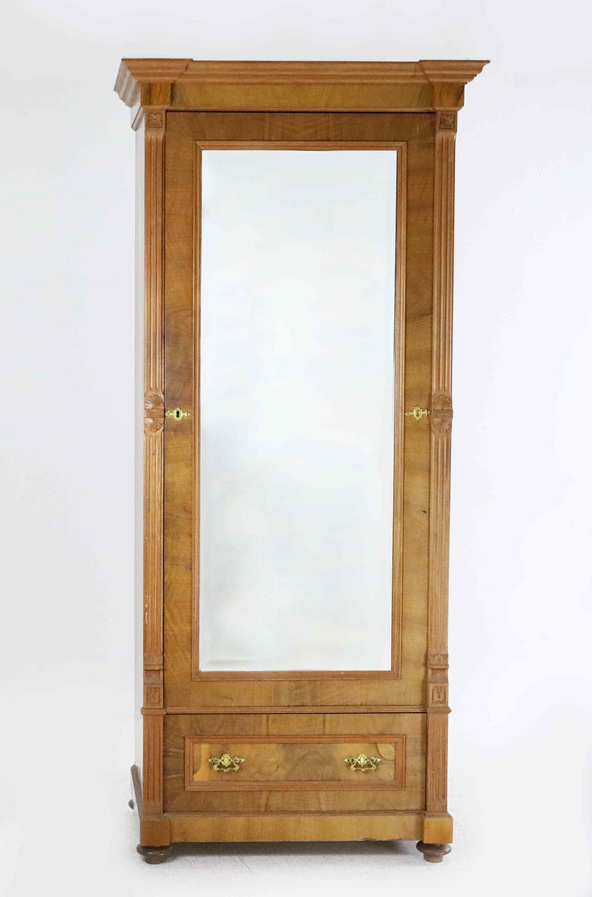 WALNUT VENEER WARDROBE, early 1900.