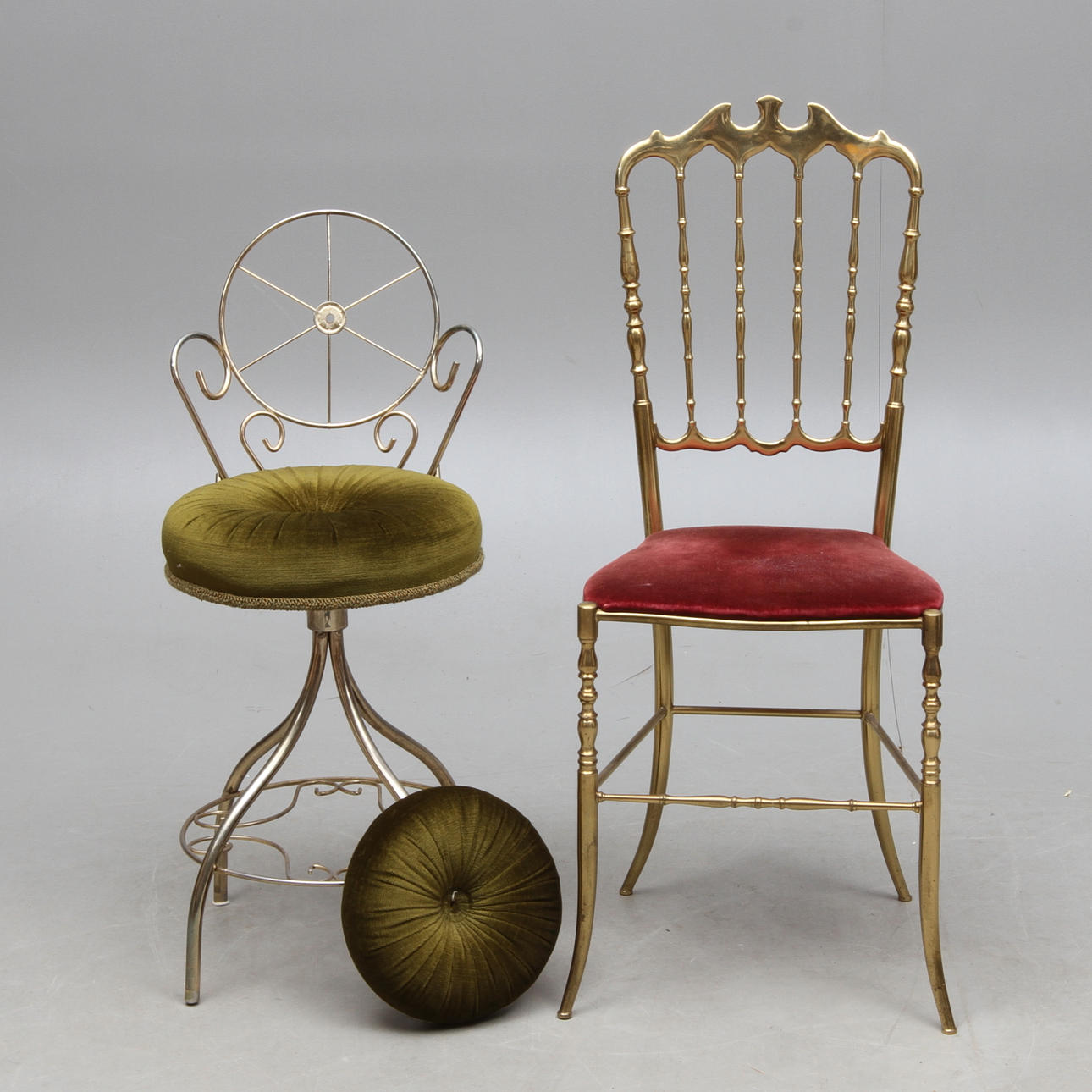 STOL, Chiavari-typ samt STOL, stomme i gulmetall, 1900-tal.