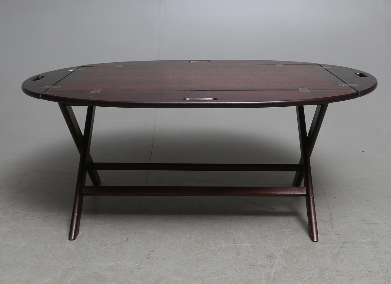 SOFFBORD, så kallad butlers tray, 1900-tal.