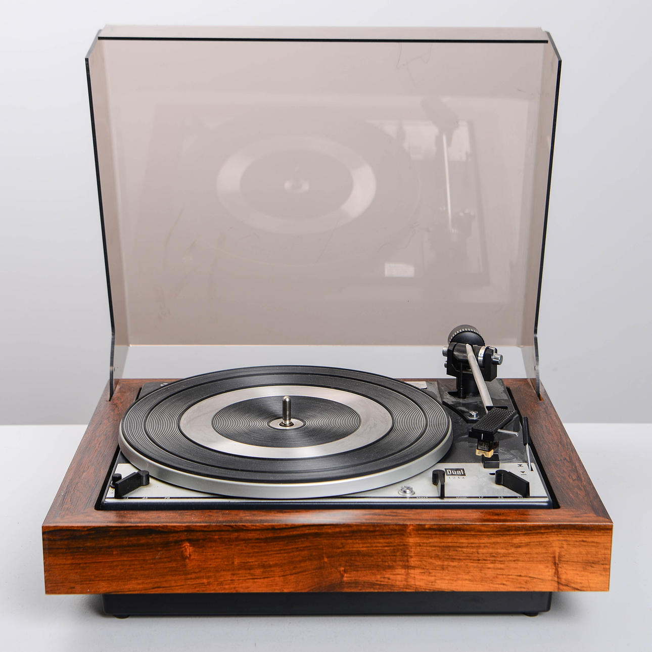 TURNTABLE Dual 1214.