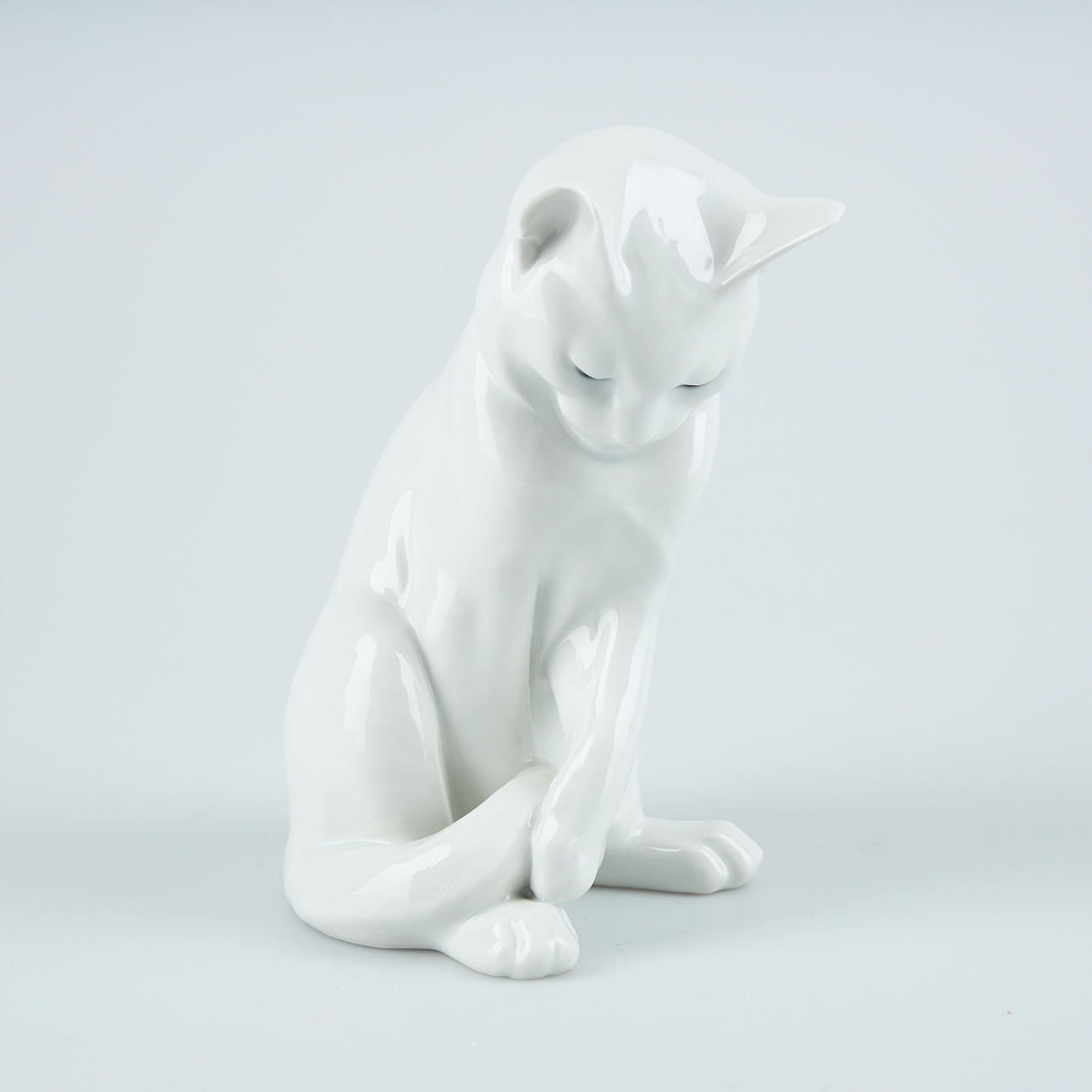 FIGURIN, porslin, katt, Royal Copenhagen, Danmark.