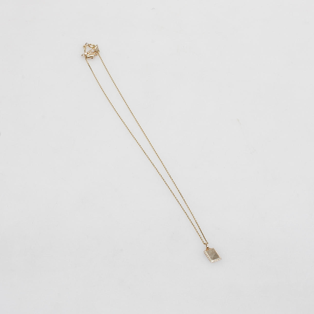 HALSKEDJA SAMT 4 ST HÄNGEN, 9 - 14k guld, vikt ca 4 gr.