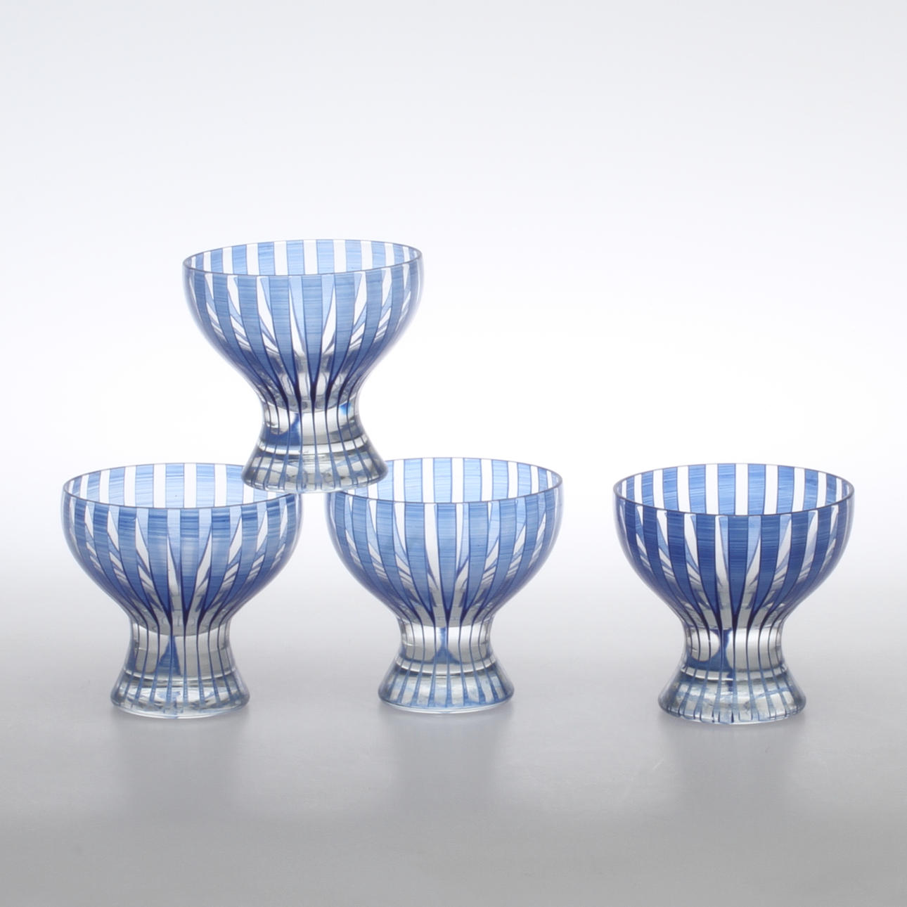 DESSERTSKÅLAR, 4 st, glas, "Strikt", Bengt Orup, Johansfors.