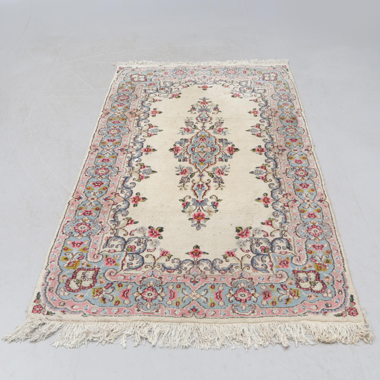 MATTA, orientalisk. 212x126cm.