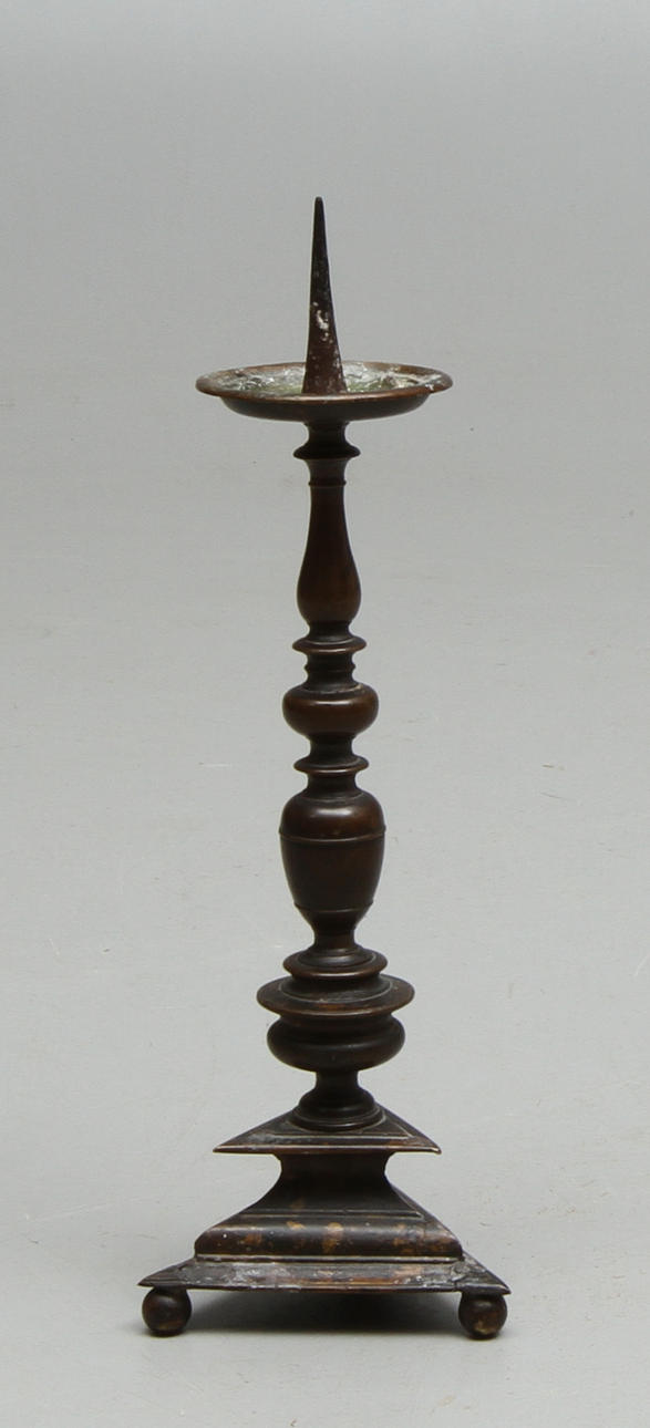 ALTARLJUSSTAKE, brons, 1700-tal.