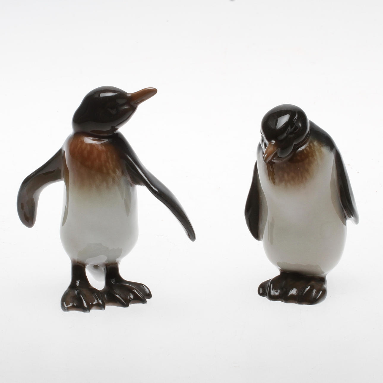 FIGURINER, 2 st, porslin, Rosenthal, pingviner 1900-tal.