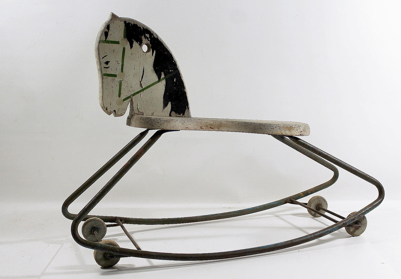 GUNGHÄST, trä och metall, 1940-50 tal.