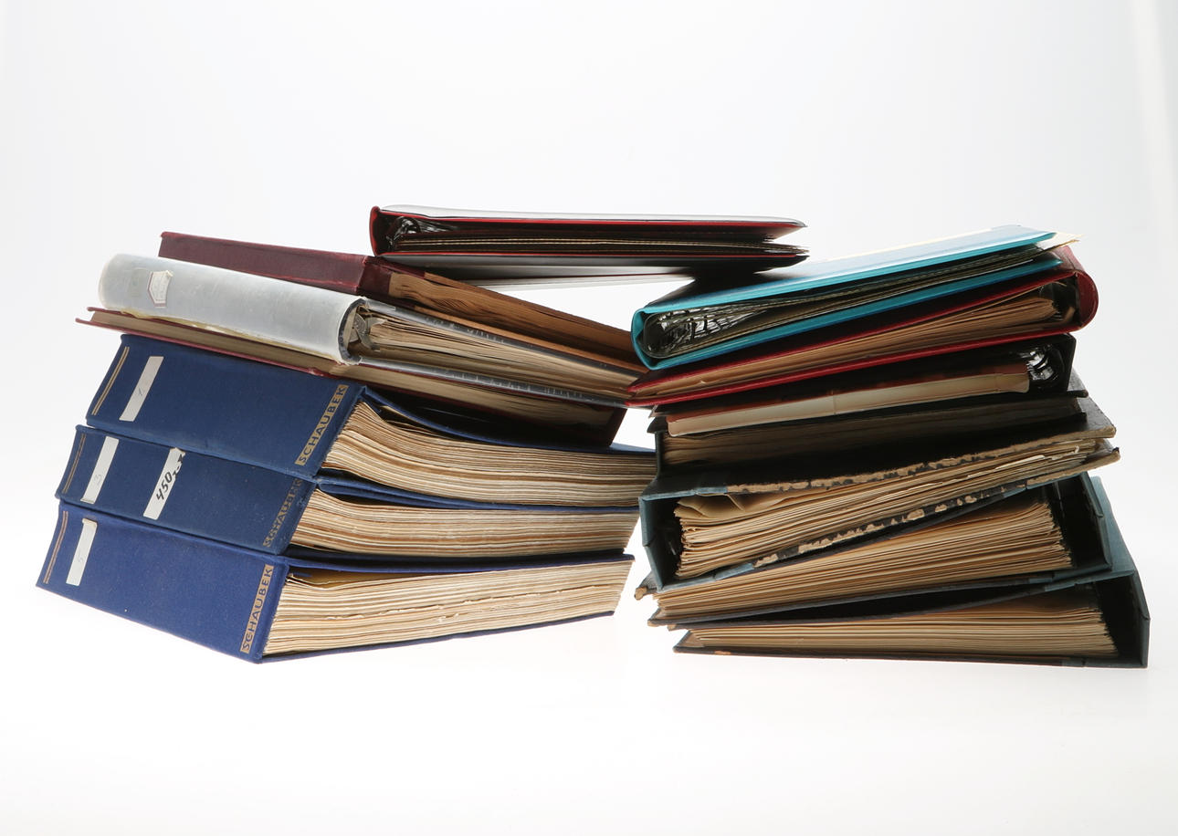 FRIMÄRKSSAMLING, 14 album.