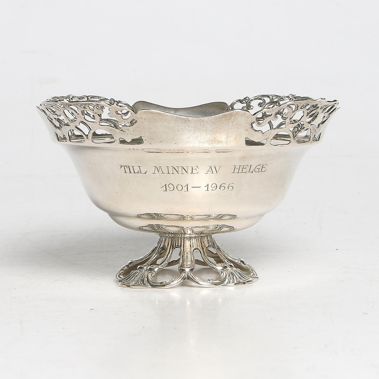 SKÅL, silver, Gewe. Vikt 104 gram.